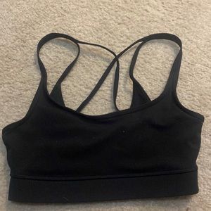 Vuori sports bra